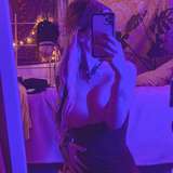 lilc0smic profile on fansly