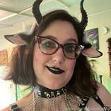 MaeveLeFay profile on fansly