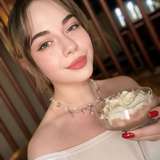 Emma_bb_ profile on fansly