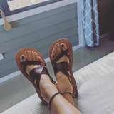 a.girls.feet avatar