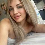 alinaarose avatar