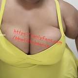 bbwlittybounce profile on onlyfans