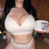 busty_lyra avatar