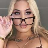 curvybabyjay avatar
