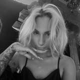 debora_d avatar
