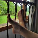 feetandsurprise avatar