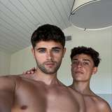 gaycouplecute avatar