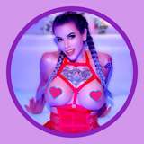 heartshapenips avatar