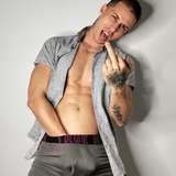 kingtanaoficial avatar