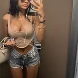 larissaaa.05 avatar