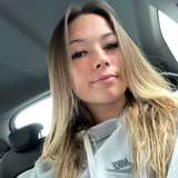 lucylurkss avatar