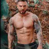 theolivercolt profile on onlyfans